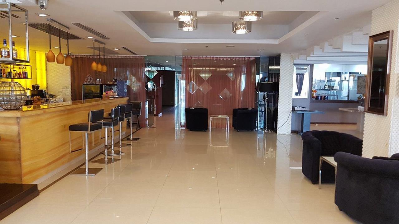 Rashmi'S Plaza Hotel Βιεντιάν Εξωτερικό φωτογραφία