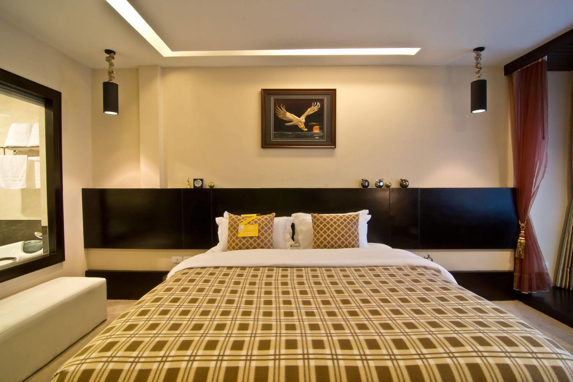 Rashmi'S Plaza Hotel Βιεντιάν Εξωτερικό φωτογραφία