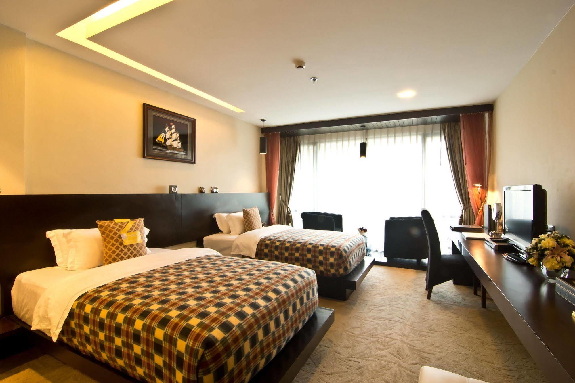 Rashmi'S Plaza Hotel Βιεντιάν Εξωτερικό φωτογραφία