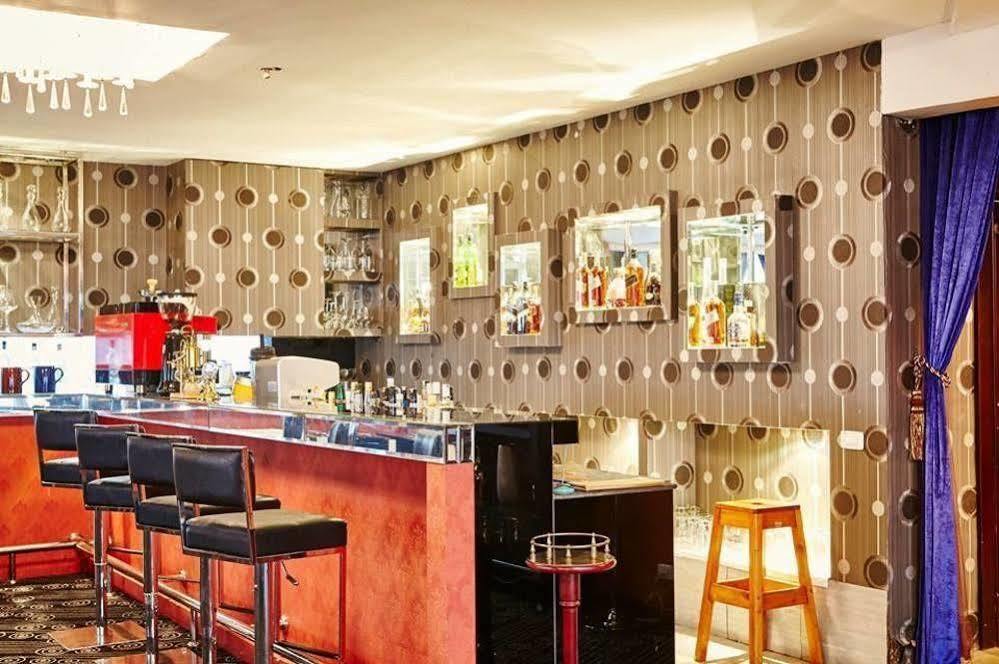 Rashmi'S Plaza Hotel Βιεντιάν Εξωτερικό φωτογραφία