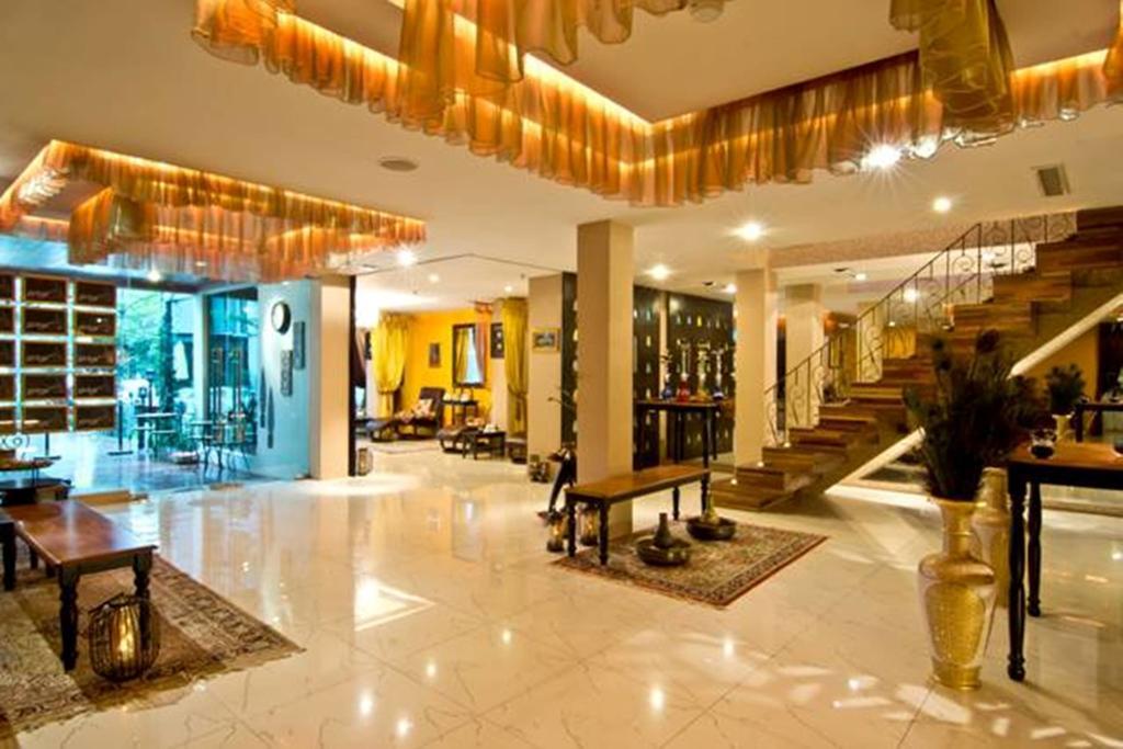Rashmi'S Plaza Hotel Βιεντιάν Εξωτερικό φωτογραφία
